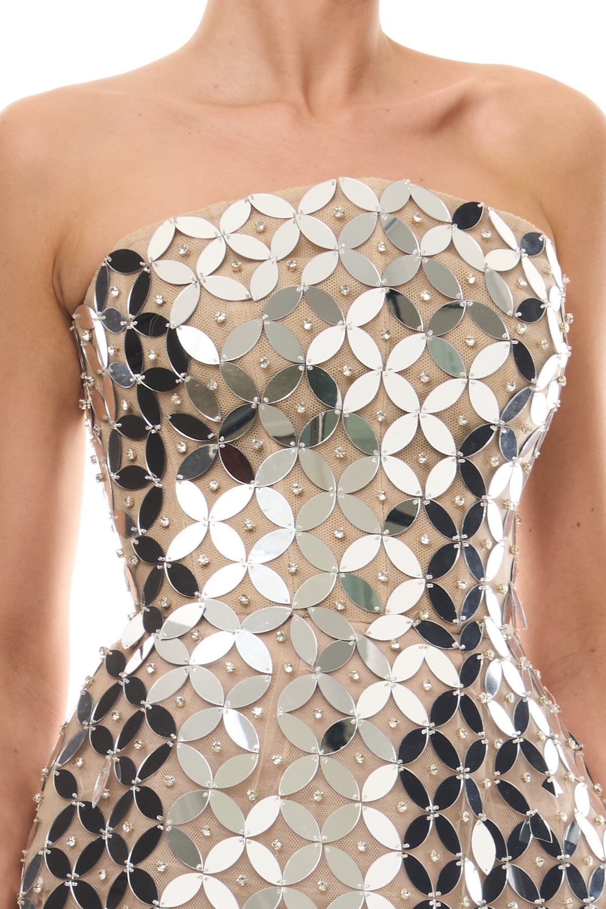 Monique Lhuillier Spring 2026 Silver Mirror Embroidered Tulle Strapless lattice mirror sculpted mini dress - fabric.